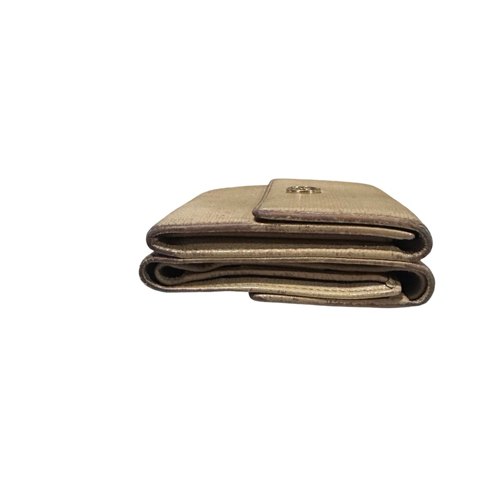 Chanel Coco Button (or Coco Bouton) trifold compact wallet neutral/beige leather - Picture 3 of 11